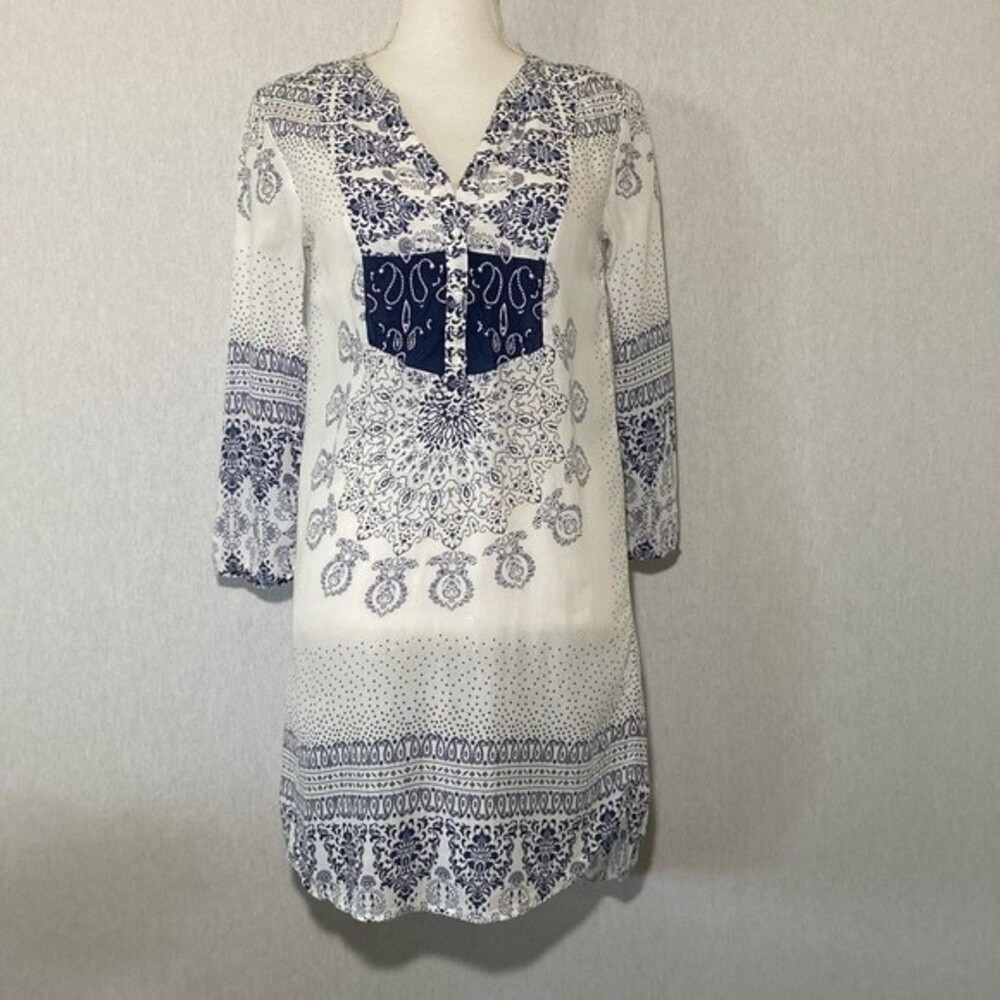 H&M L.O.G.G. Blue White Boho Paisley Print Tunic Dress V-Neck Size US 4